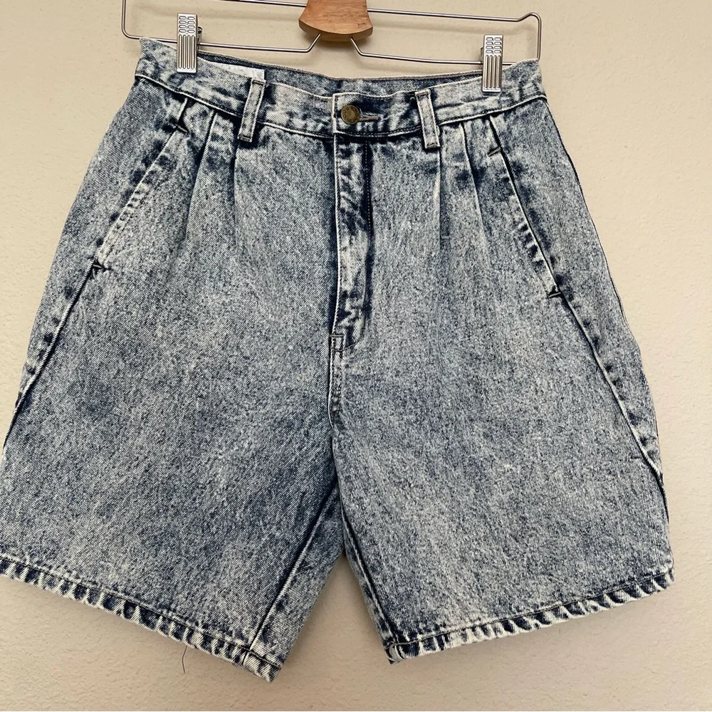 Vintage Y2K High‎ Waisted Jean pleats Shorts - Picture 3 of 12